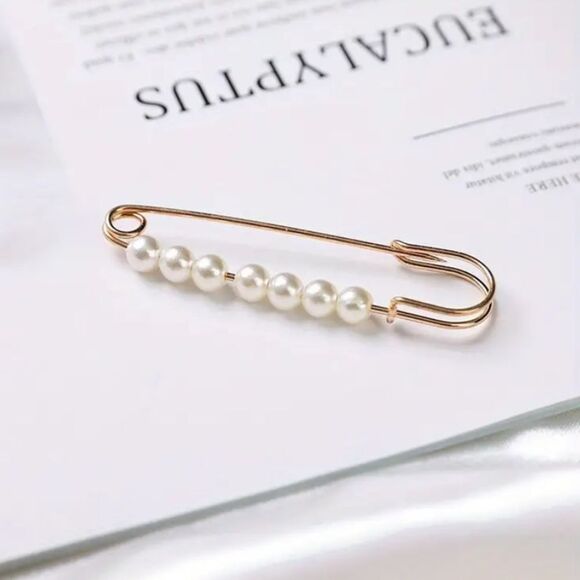 ✨🆕✨1 Pin Elegant Pearl Anti-Slip Scarf Cardigan Buckle Brooch✨in Gold & Silver✨ - Picture 1 of 11